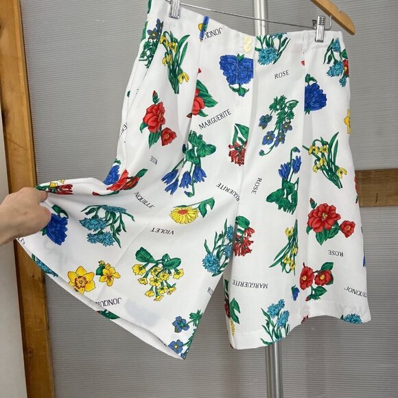 VTG collections internationale White Floral Pleated Zip Up High Waist Short Sz L - Picture 2 of 13